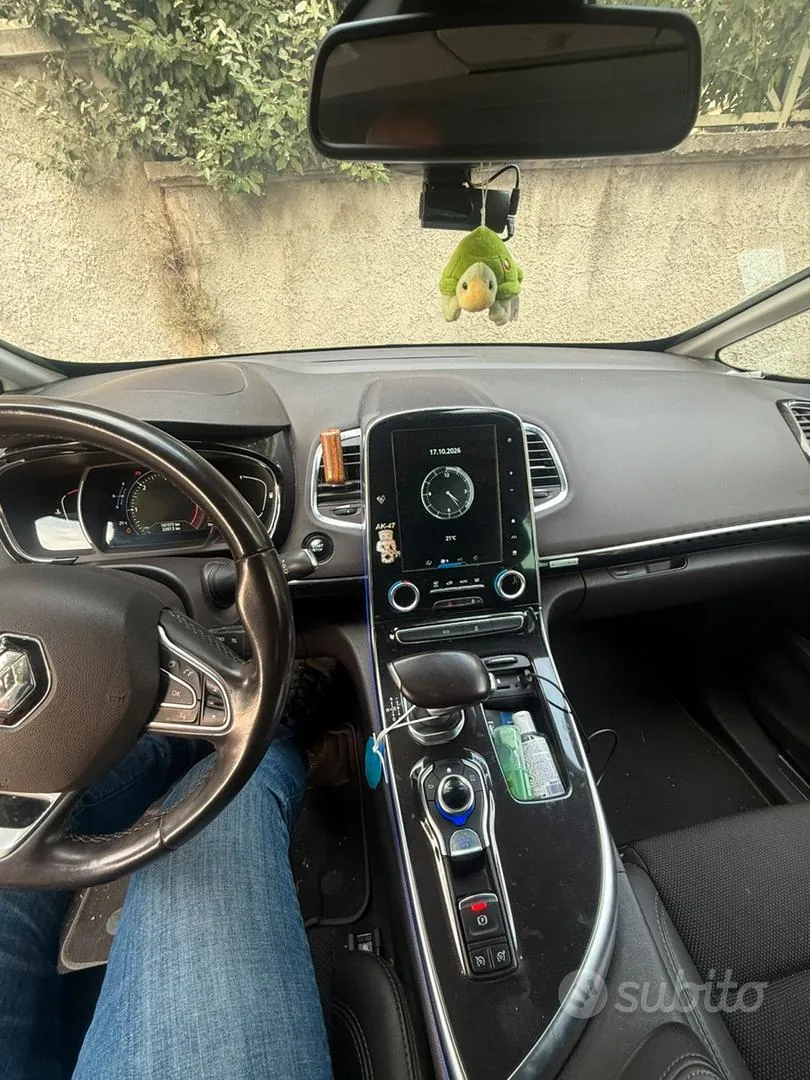 Renault Espace 2018 photo 4