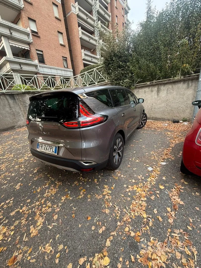 Renault Espace 2018 photo 2