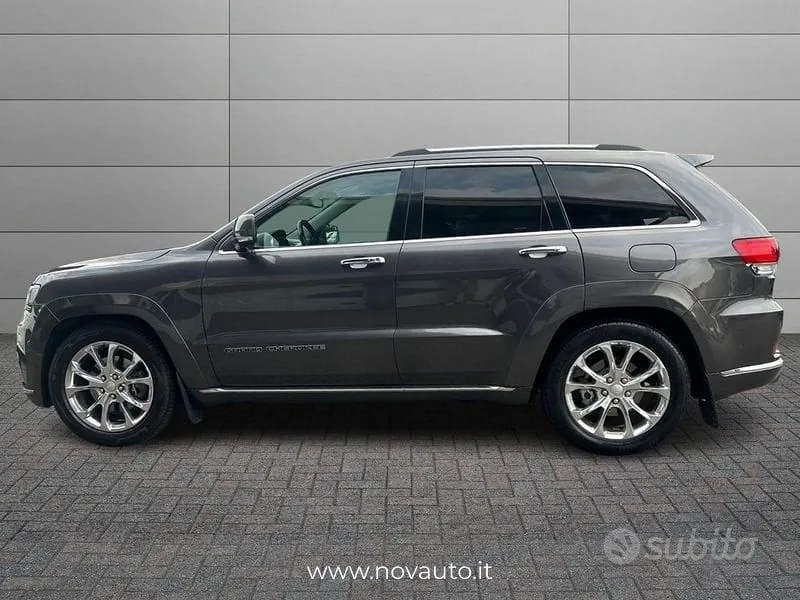 Jeep Grand Cherokee 2019 photo 2