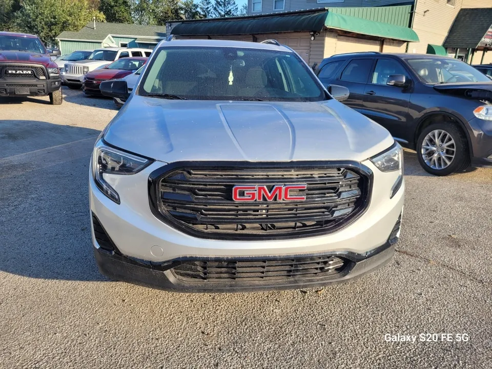 GMC Terrain 2021 photo 2