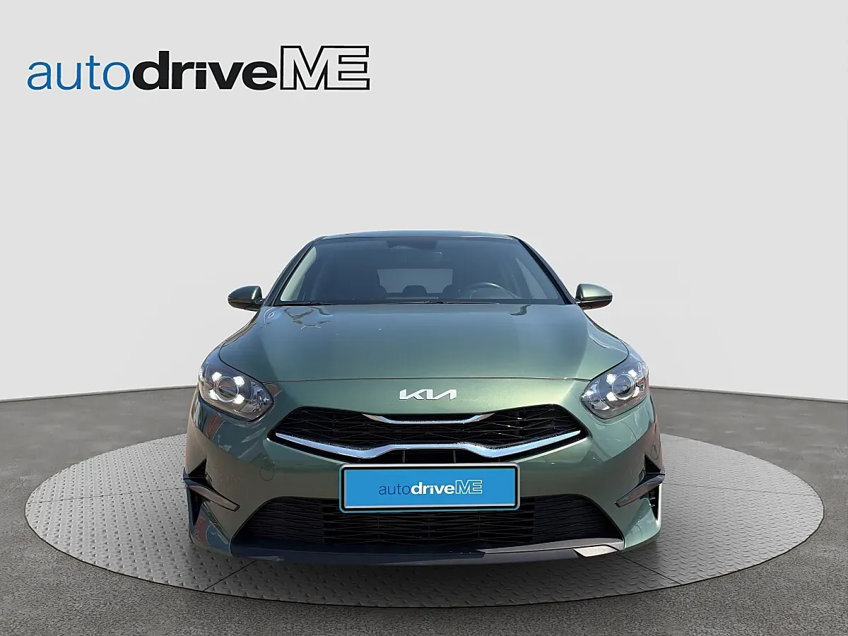 Kia Ceed 2025 photo 2