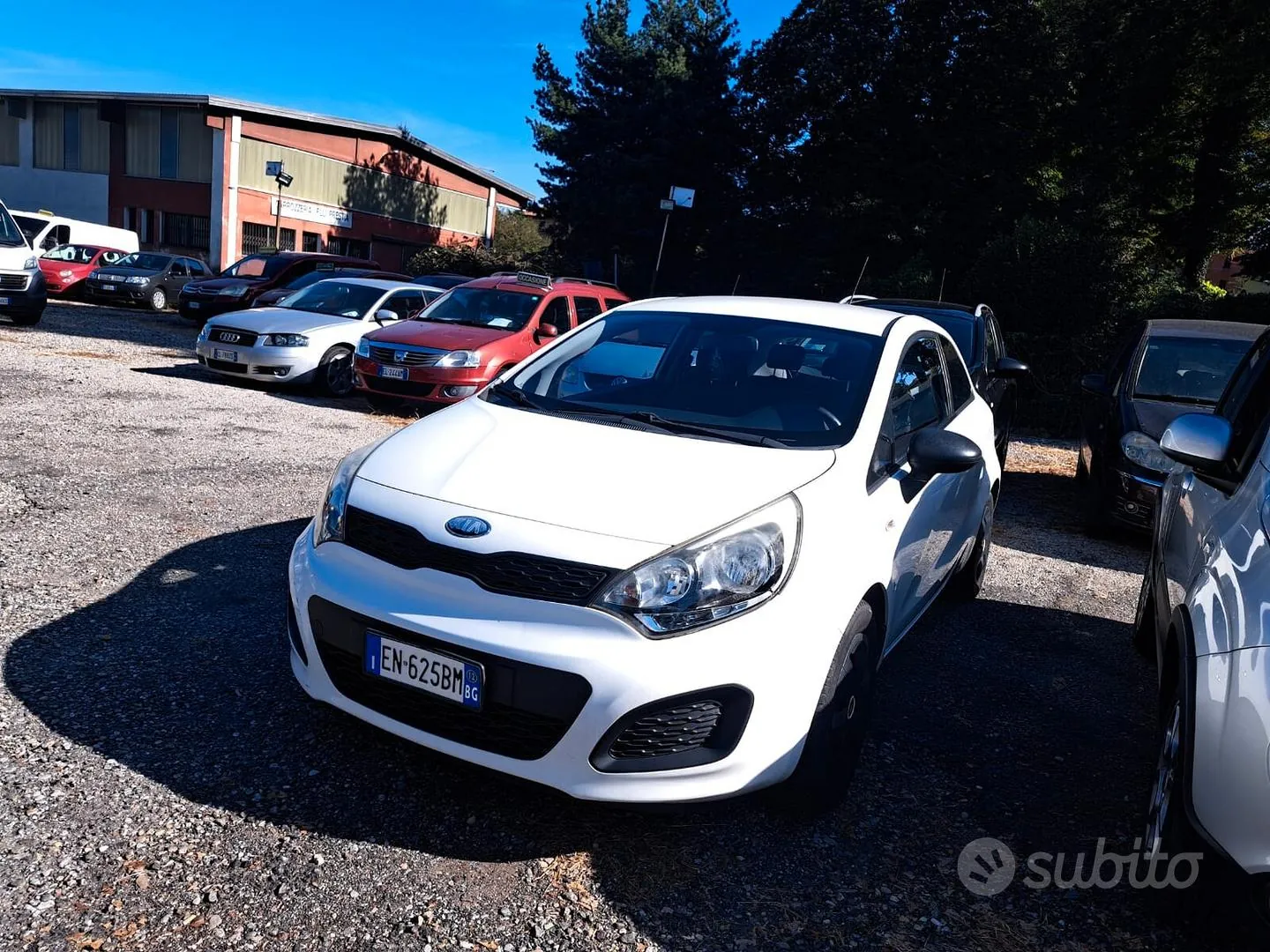 Kia Rio 2012 photo 3
