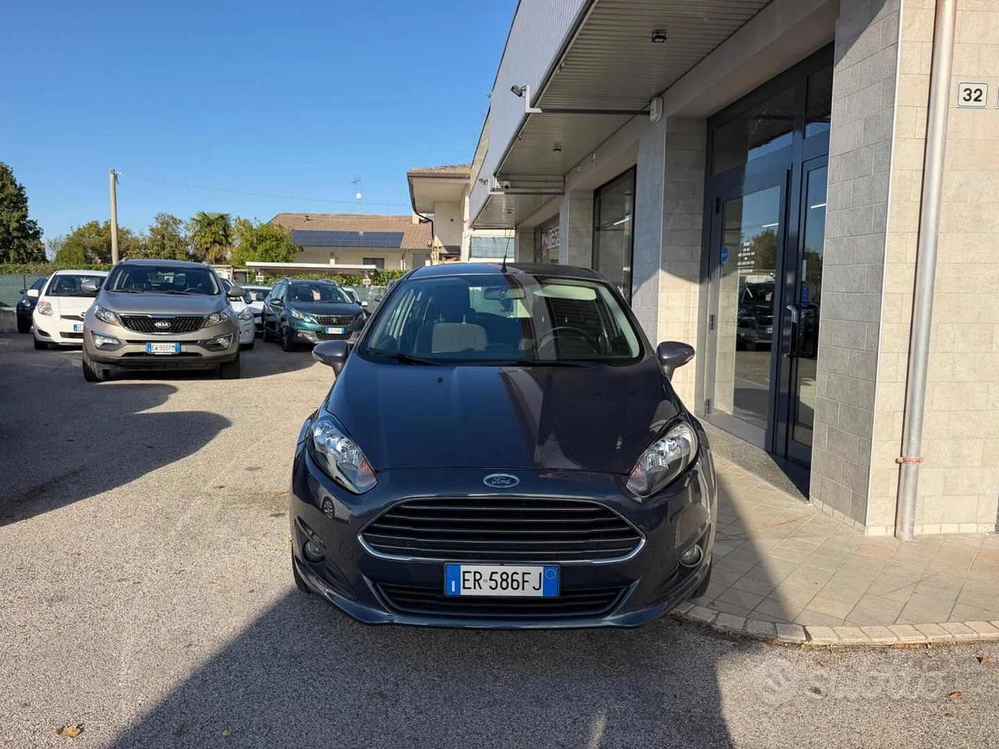 Ford Fiesta 2013 photo 2