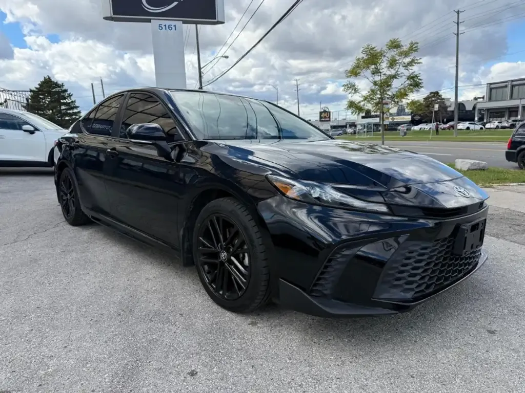 Toyota Camry 2025 photo 4