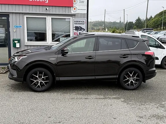 Toyota Rav4 2017 photo 3