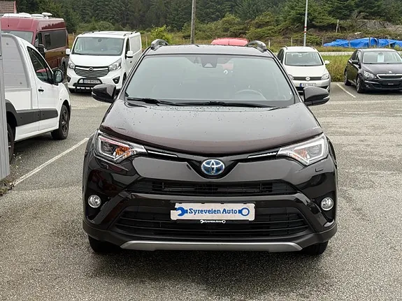 Toyota Rav4 2017 photo 2