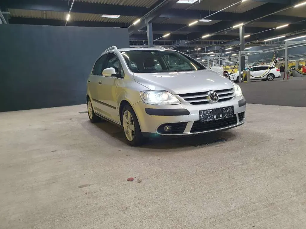 Volkswagen Golf 2007 photo 2