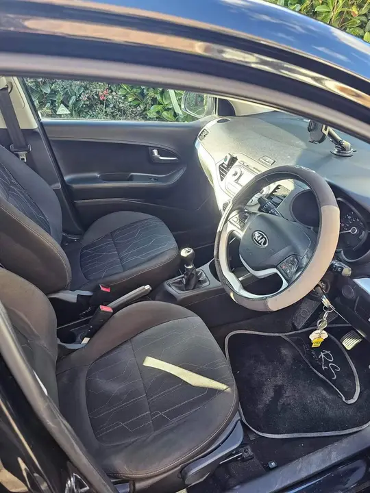 Kia Picanto 2013 photo 5
