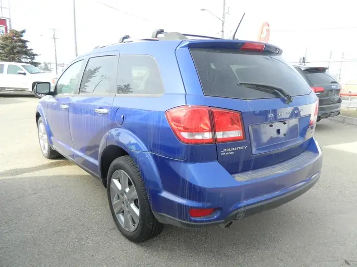 Dodge Journey 2012 photo 5