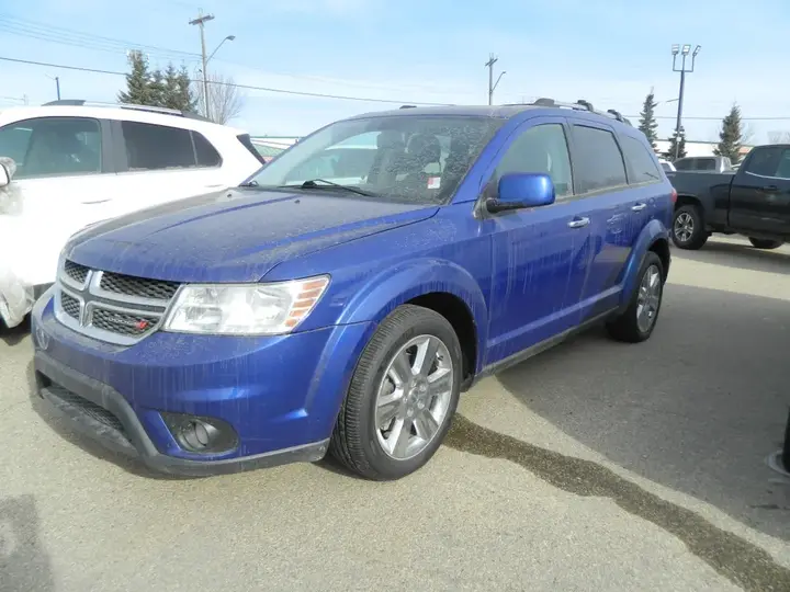 Dodge Journey 2012 photo 2