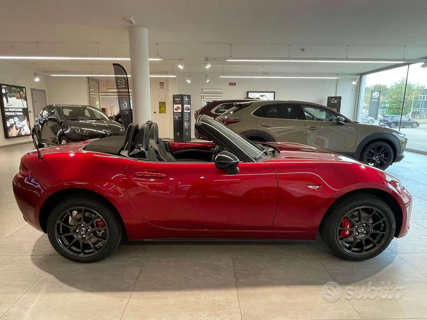 Mazda Mx-5 photo 4