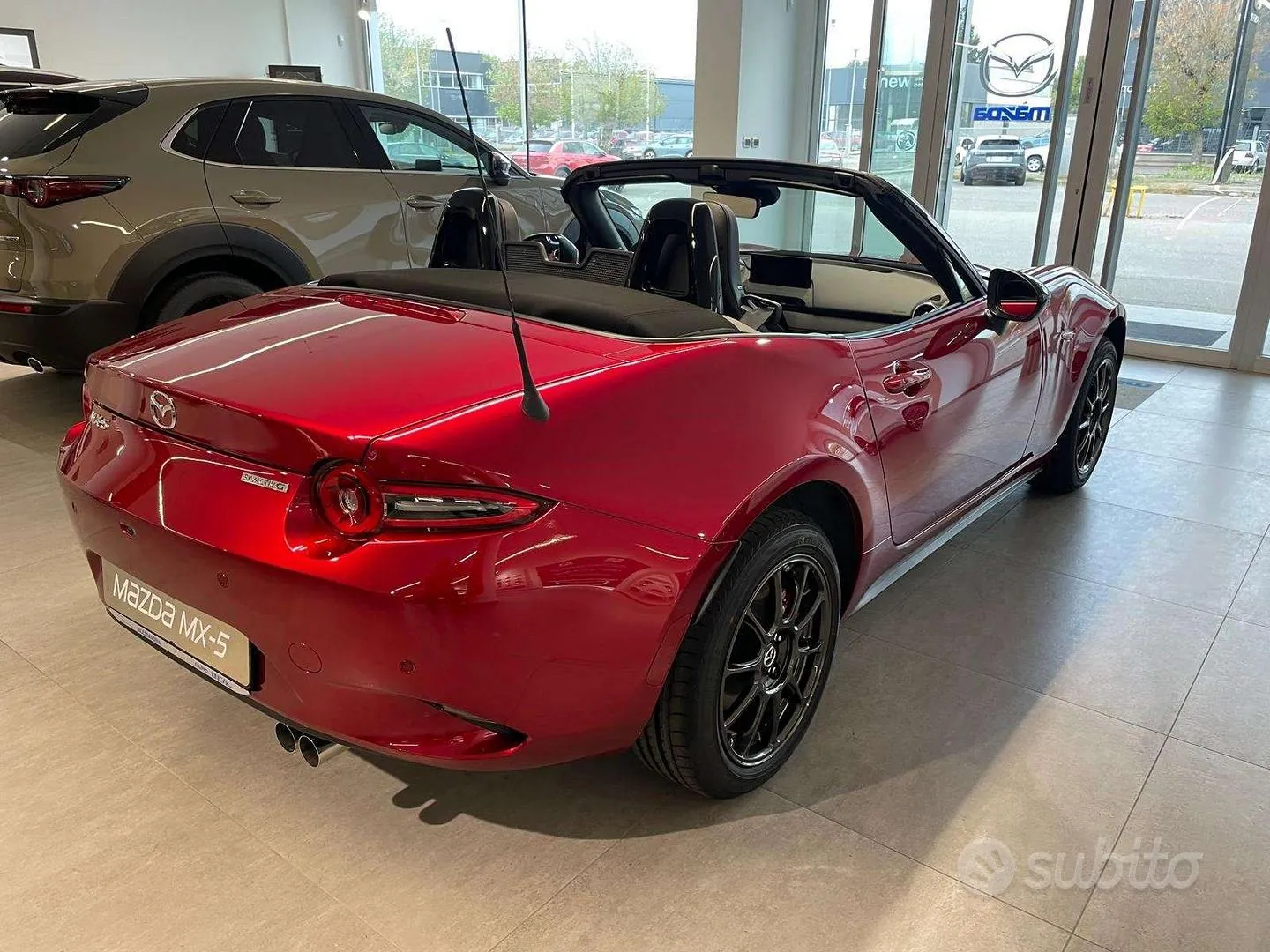 Mazda Mx-5 photo 5