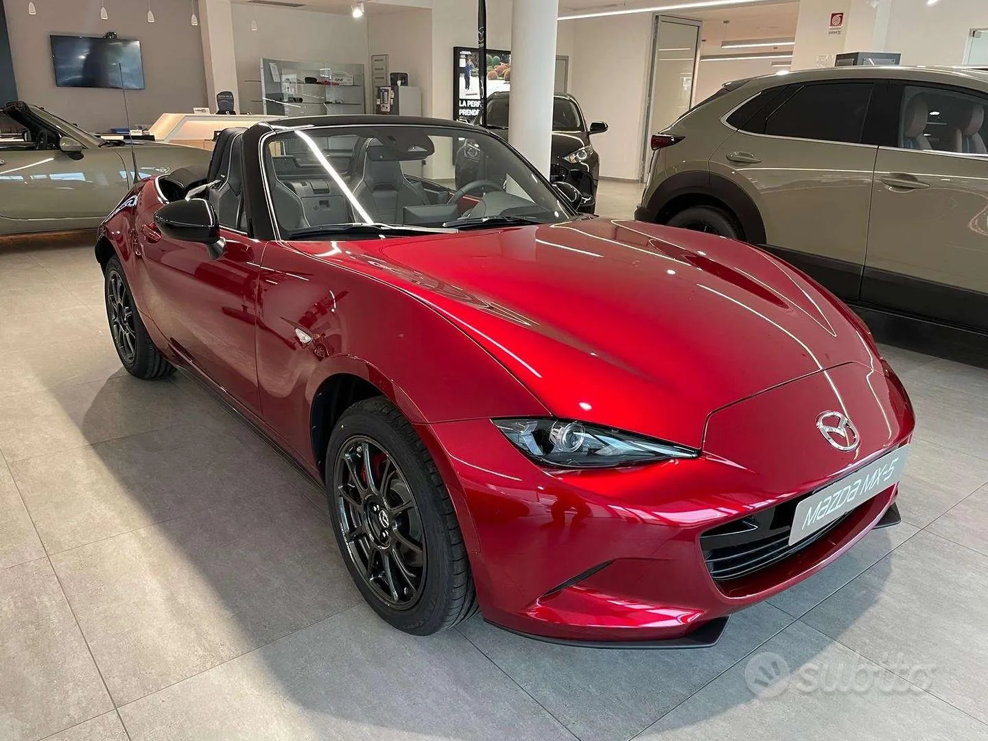 Mazda Mx-5 photo 3
