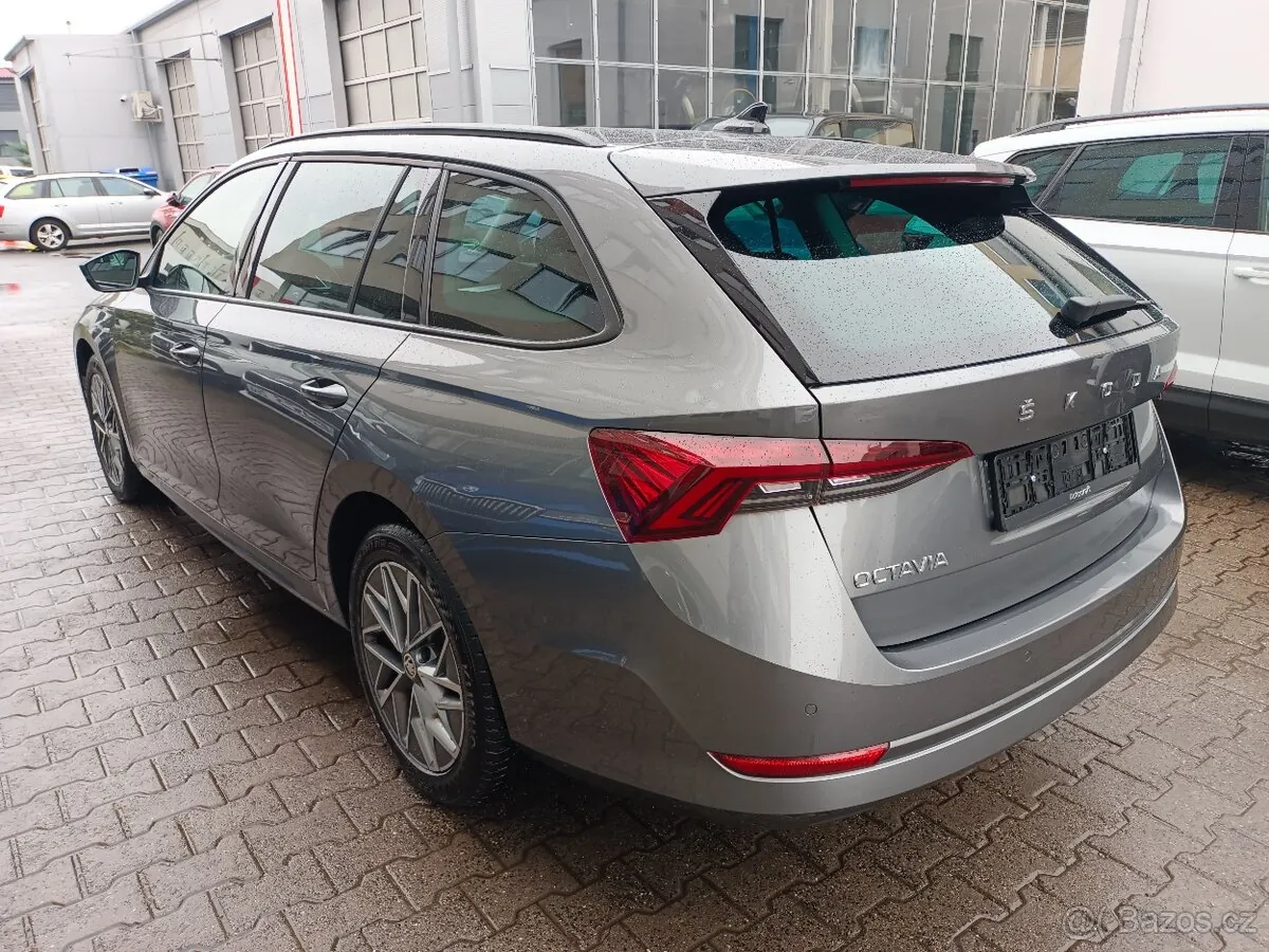 Skoda Octavia 2023 photo 3