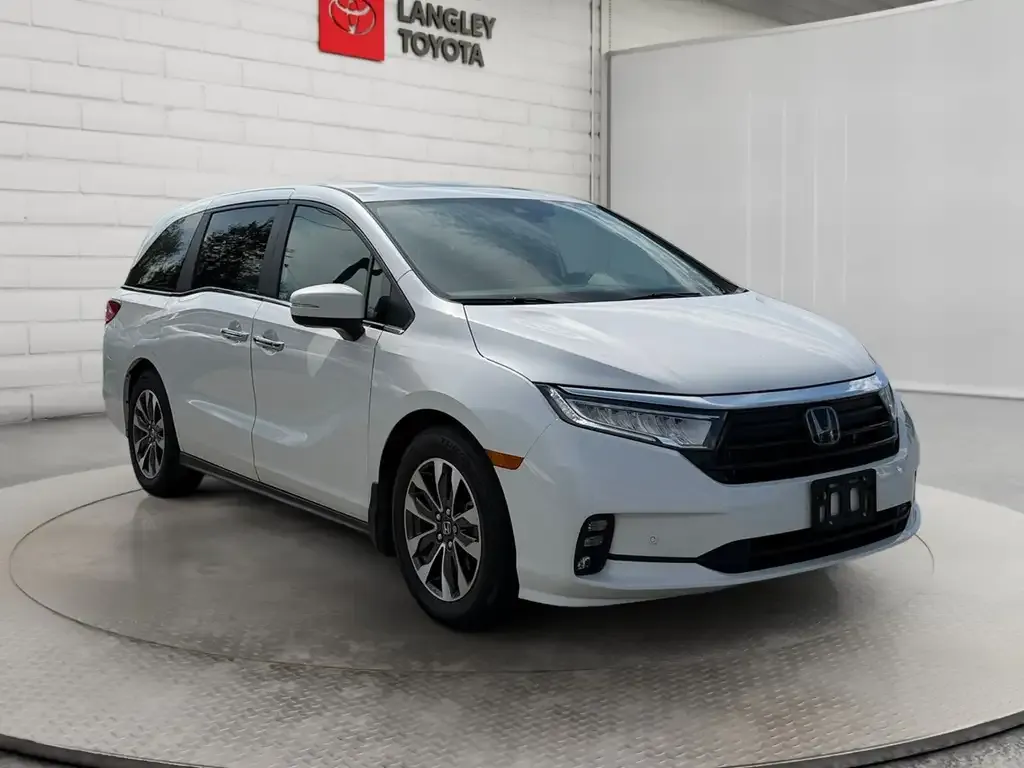 Honda Odyssey 2023 photo 3