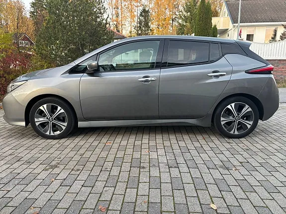Nissan Leaf 2021 photo 3