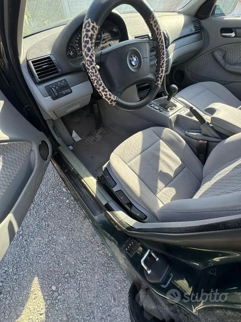BMW 318I 1999 photo 3