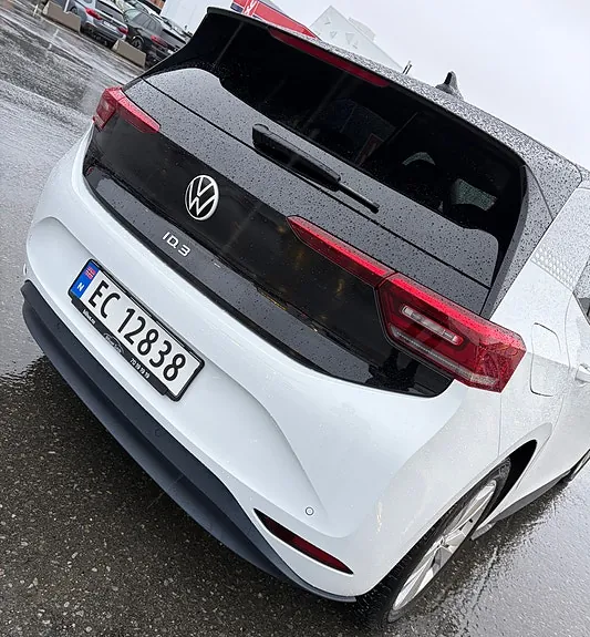 Volkswagen Id.3 2021 photo 2