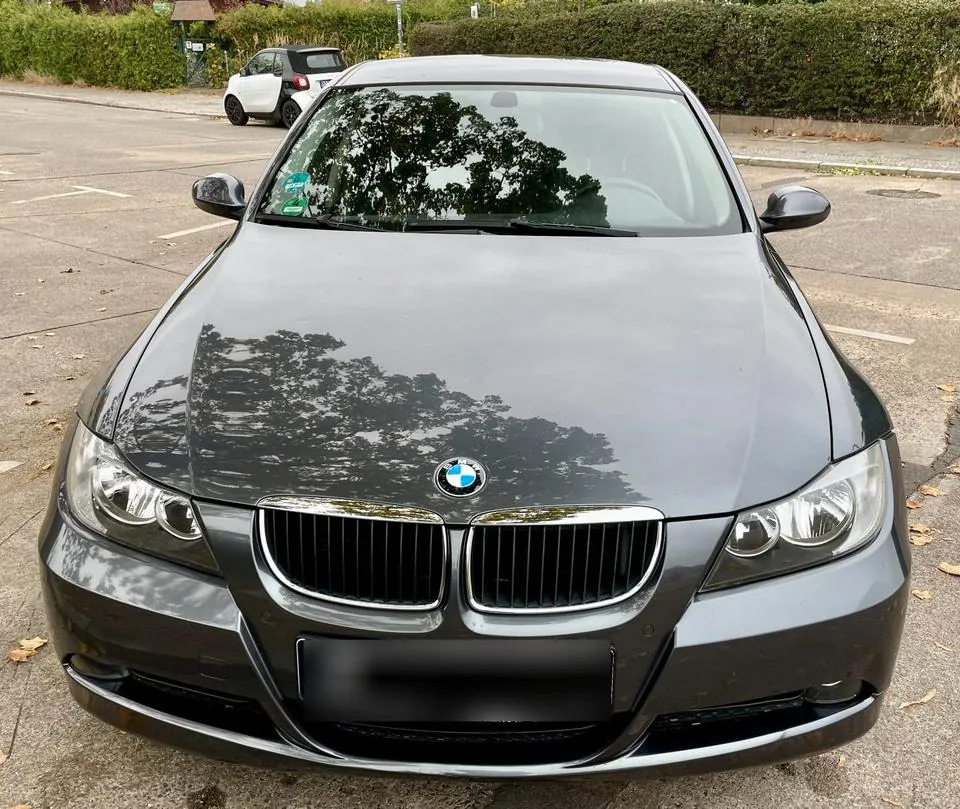 BMW 318I