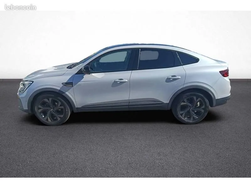 Renault Arkana 2023 photo 3