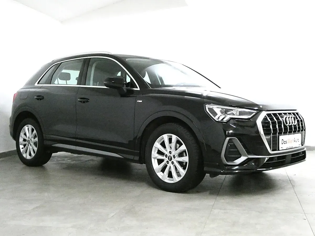 Audi Q3 2022 photo 3