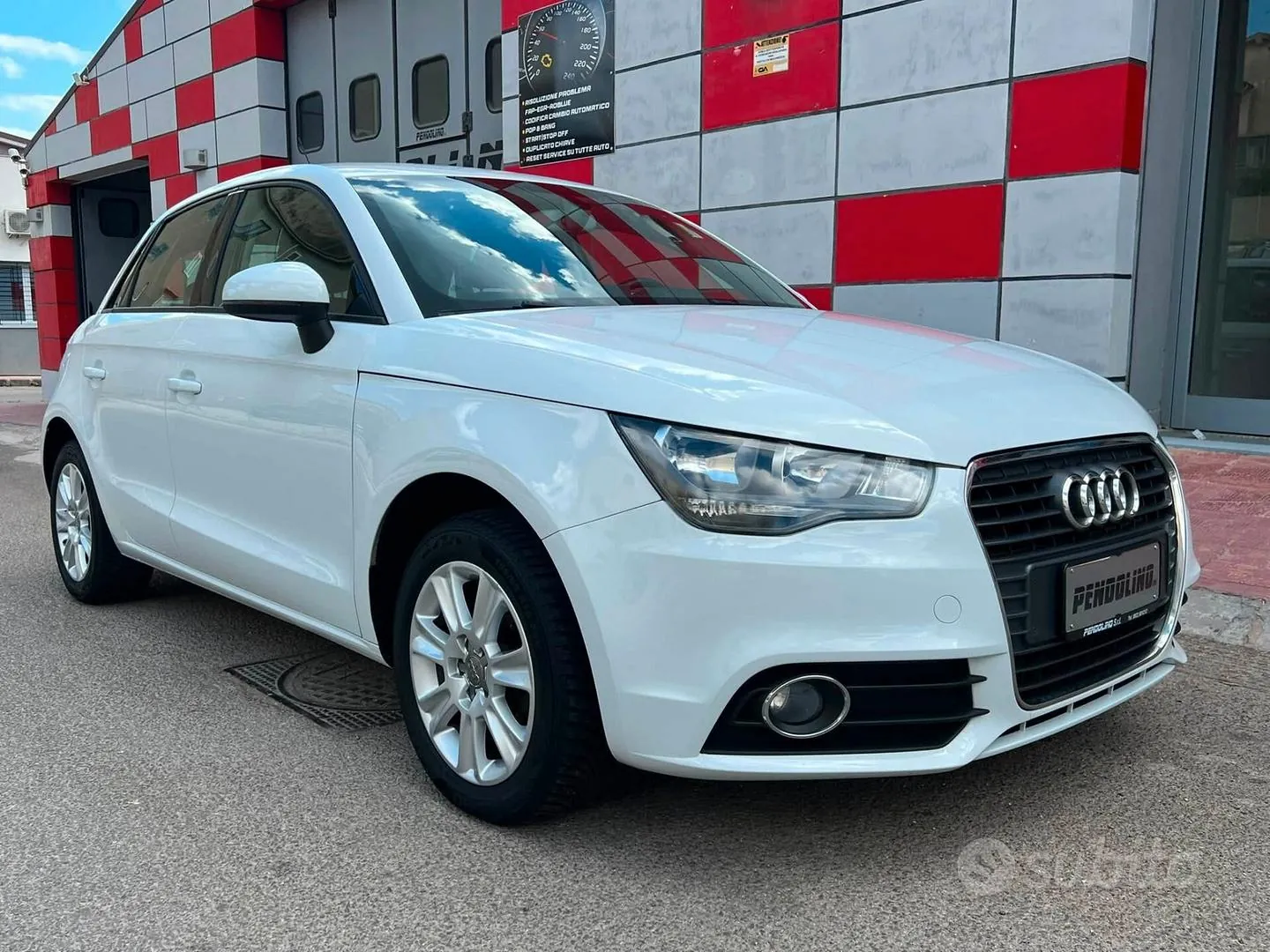 Audi A1 2013 photo 2