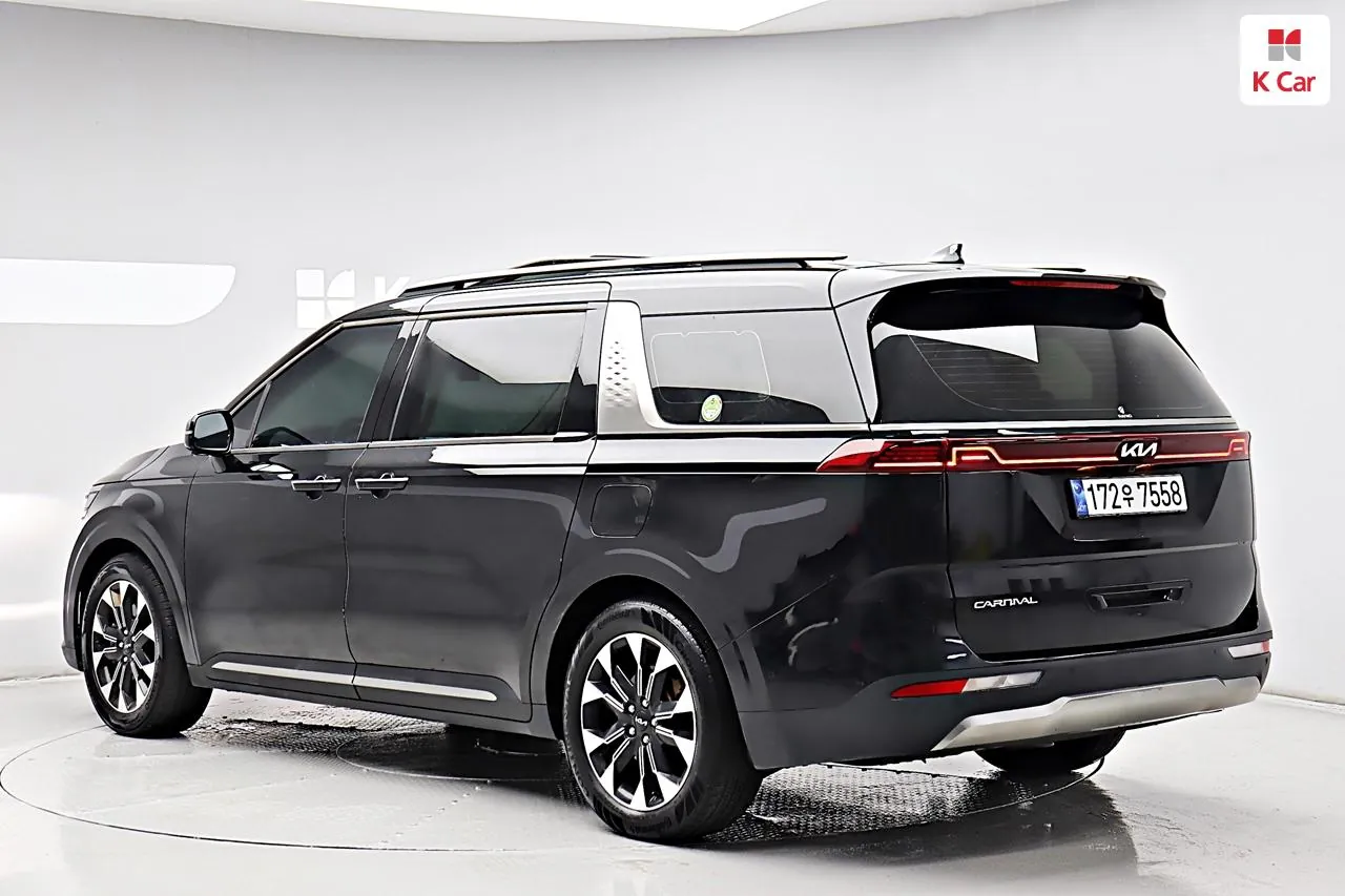 Kia Carnival 2023 photo 2