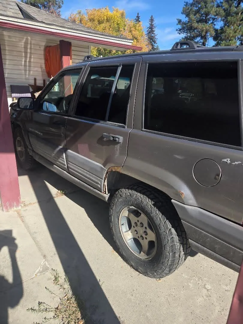 Jeep Grand Cherokee 1998 photo 2