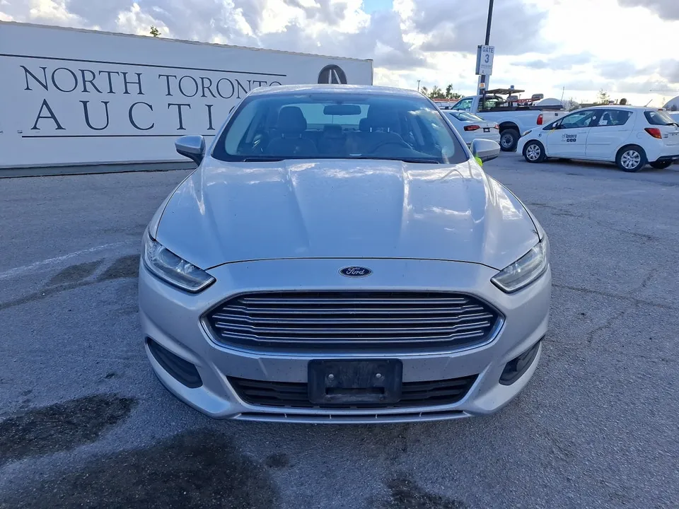 Ford Fusion 2013 photo 2