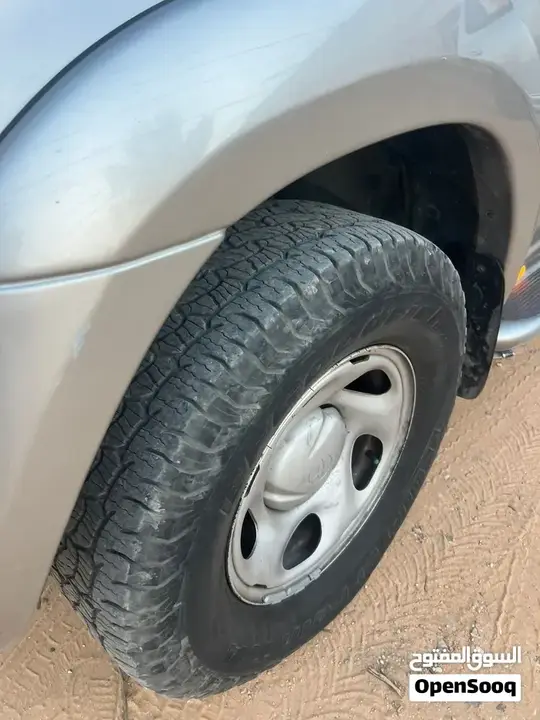 Toyota Sequoia 2004 photo 4