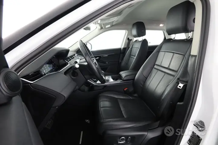 Land Rover Range Rover Evoque 2022 photo 2