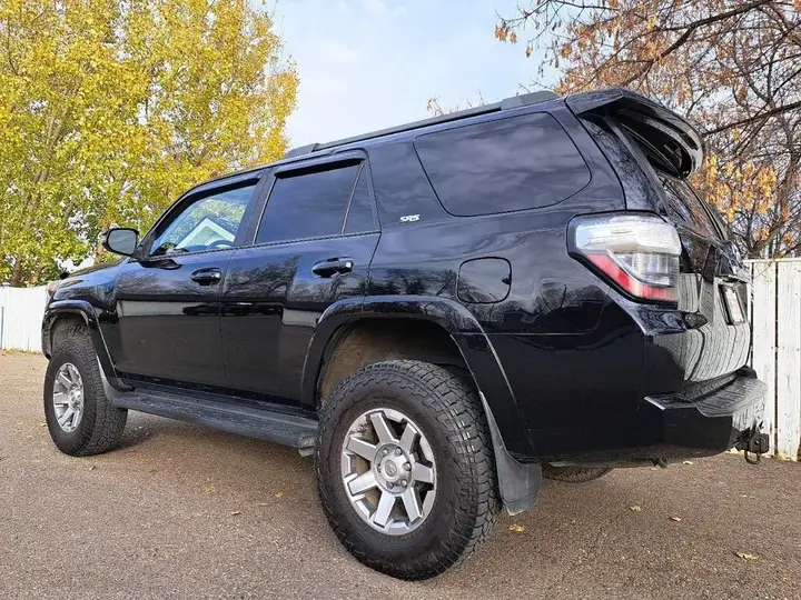 Toyota 4Runner 2015 photo 4