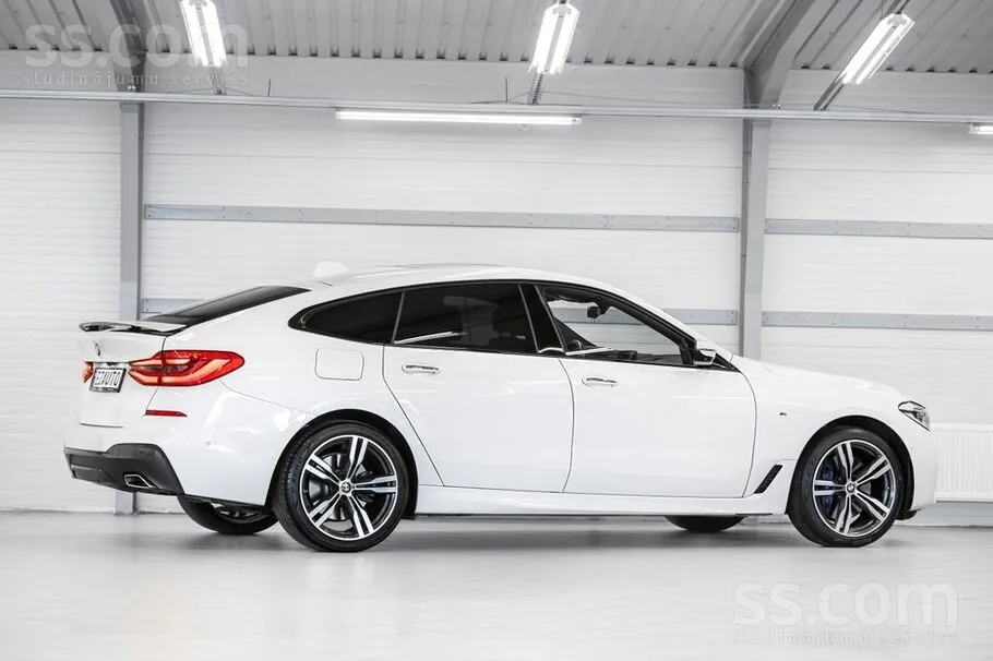 BMW 630D 2018 photo 3