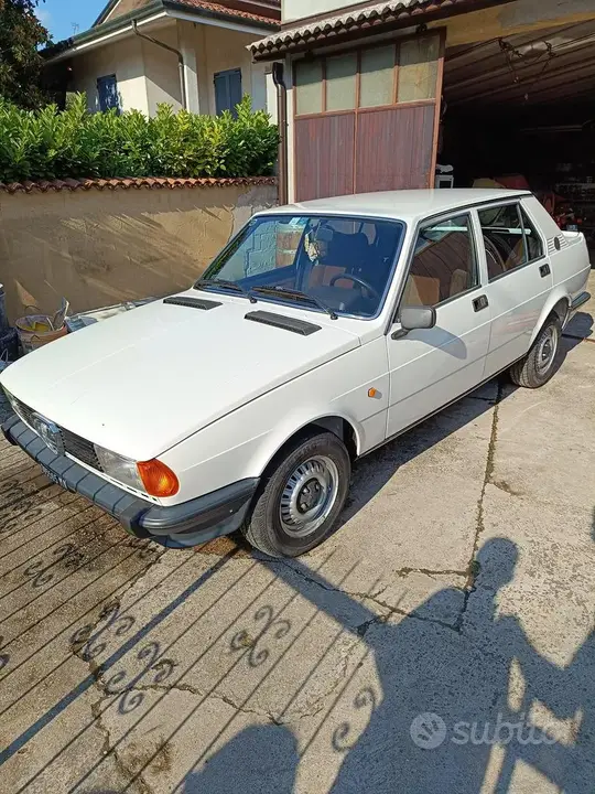 Alfa Romeo Giulietta 1980 photo 2