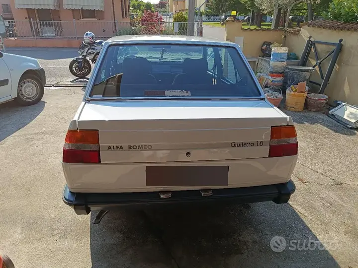 Alfa Romeo Giulietta 1980 photo 3