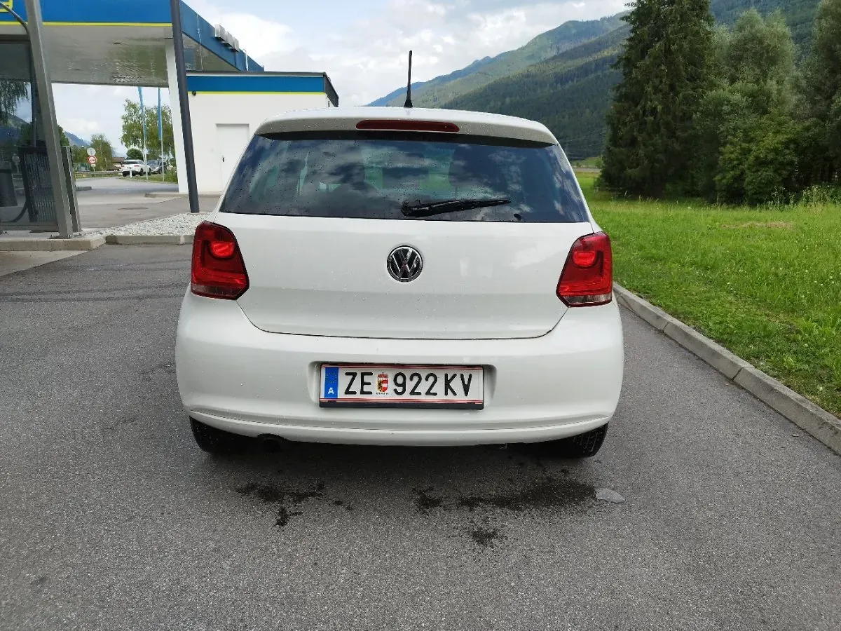 Volkswagen Polo 2010 photo 3