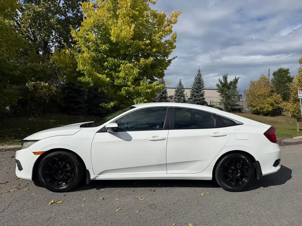 Honda Civic 2016 photo 2