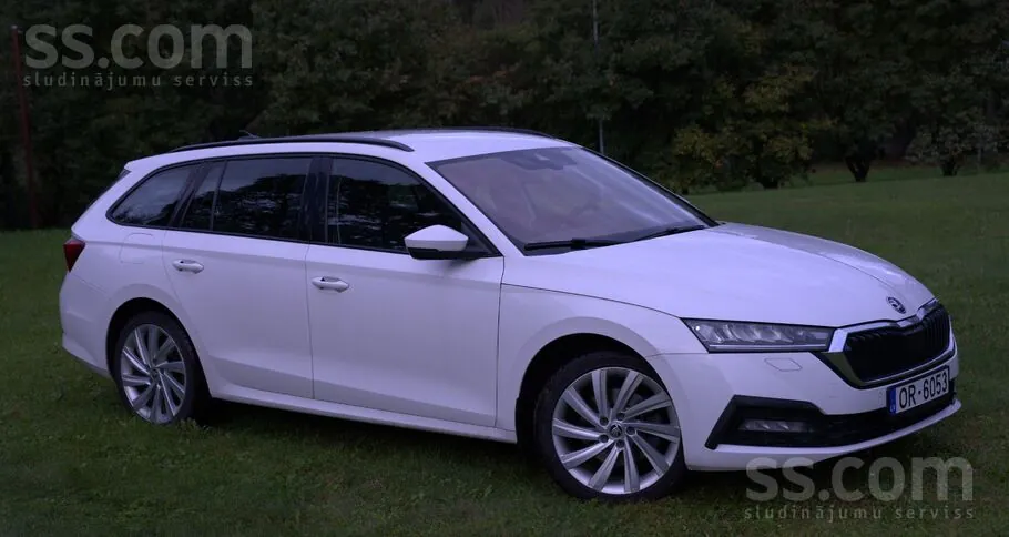 Skoda Octavia 2021 photo 2