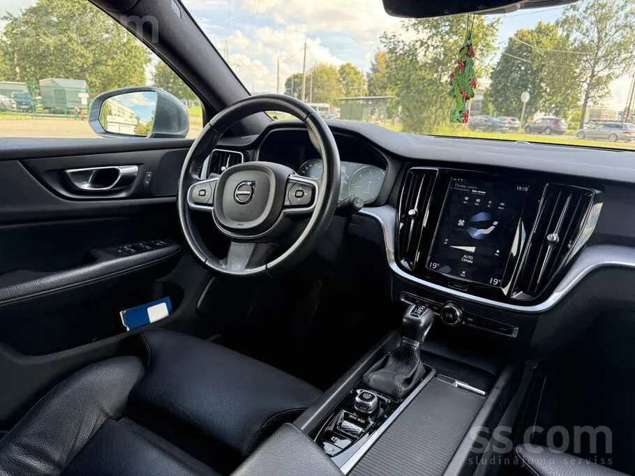 Volvo V60 2019 photo 5