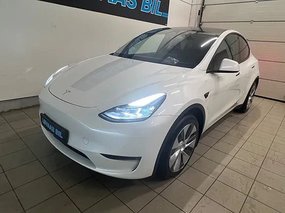 Tesla Model Y 2022 photo 2