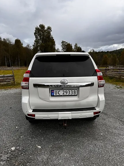 Toyota Land Cruiser 2016 photo 5
