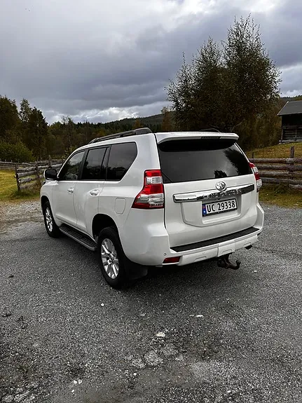 Toyota Land Cruiser 2016 photo 4