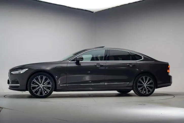 Volvo S90 2023 photo 2