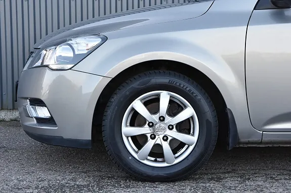 Kia Ceed 2010 photo 5
