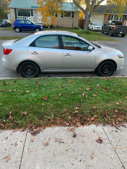 Kia Forte 2012 photo 4
