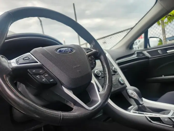 Ford Fusion 2016 photo 3