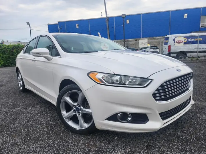 Ford Fusion 2016 photo 2