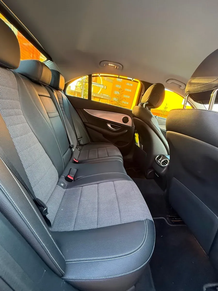 Mercedes-Benz E-Class 2018 photo 2