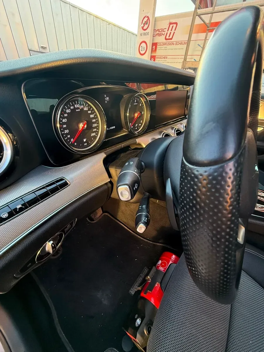 Mercedes-Benz E-Class 2018 photo 3