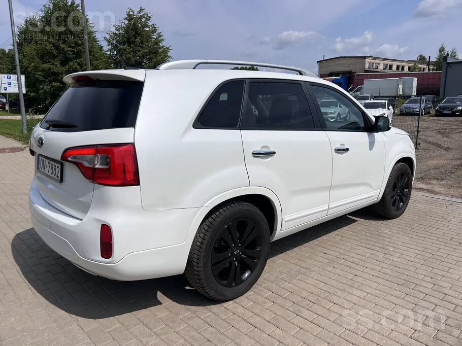 Kia Sorento 2014 photo 4